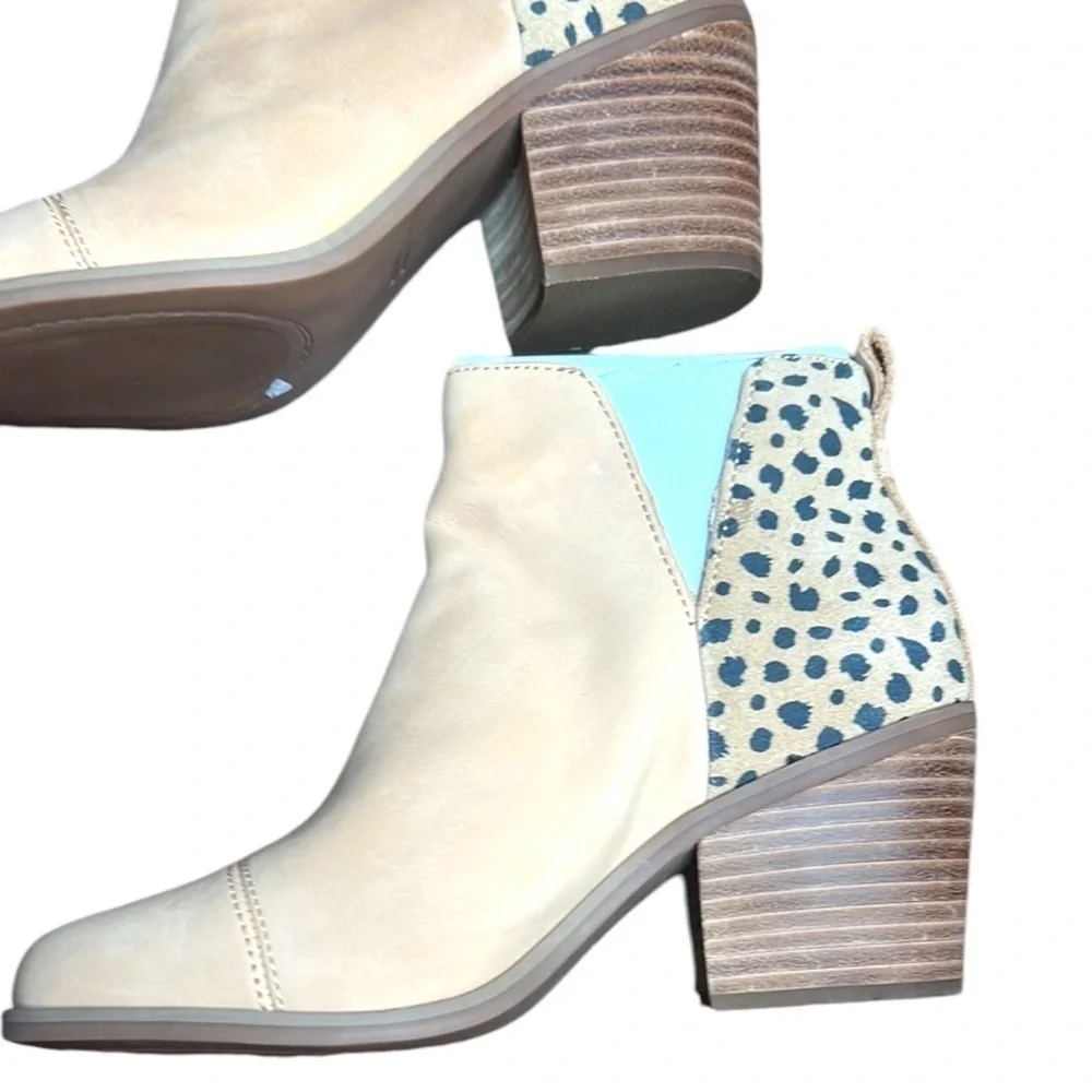 NEW TOMS Everly Women's Tan Cream Leopard Print Side Cut Slip On Ankle Boots